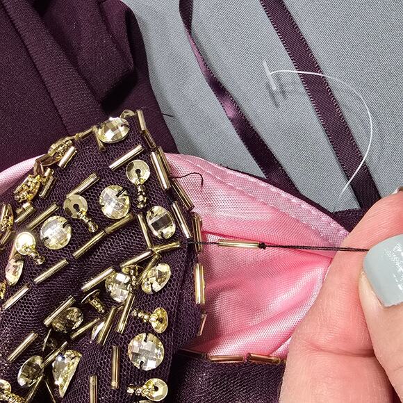 Betsy Adam Purple Formal Maxi Dress Beaded Sleeveless Padded Zip Women's Size 12 - Picture 11 of 15